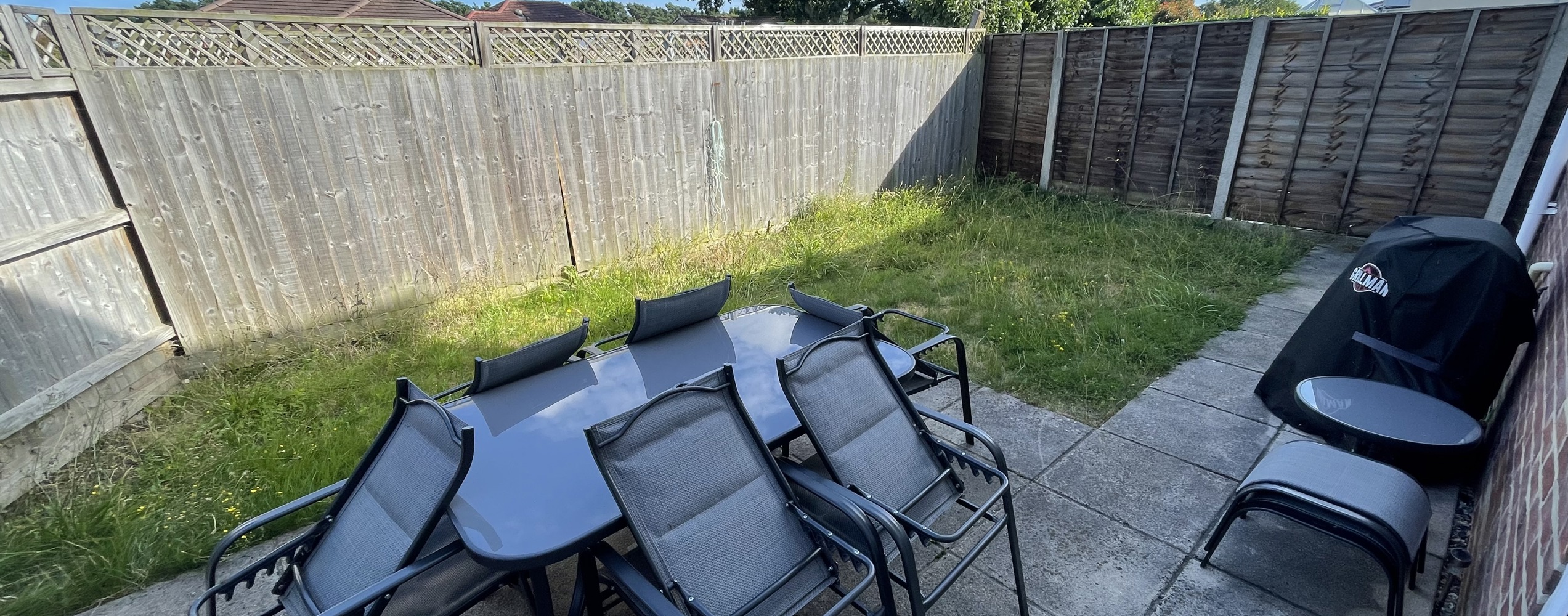 1586-Redhill Drive 2