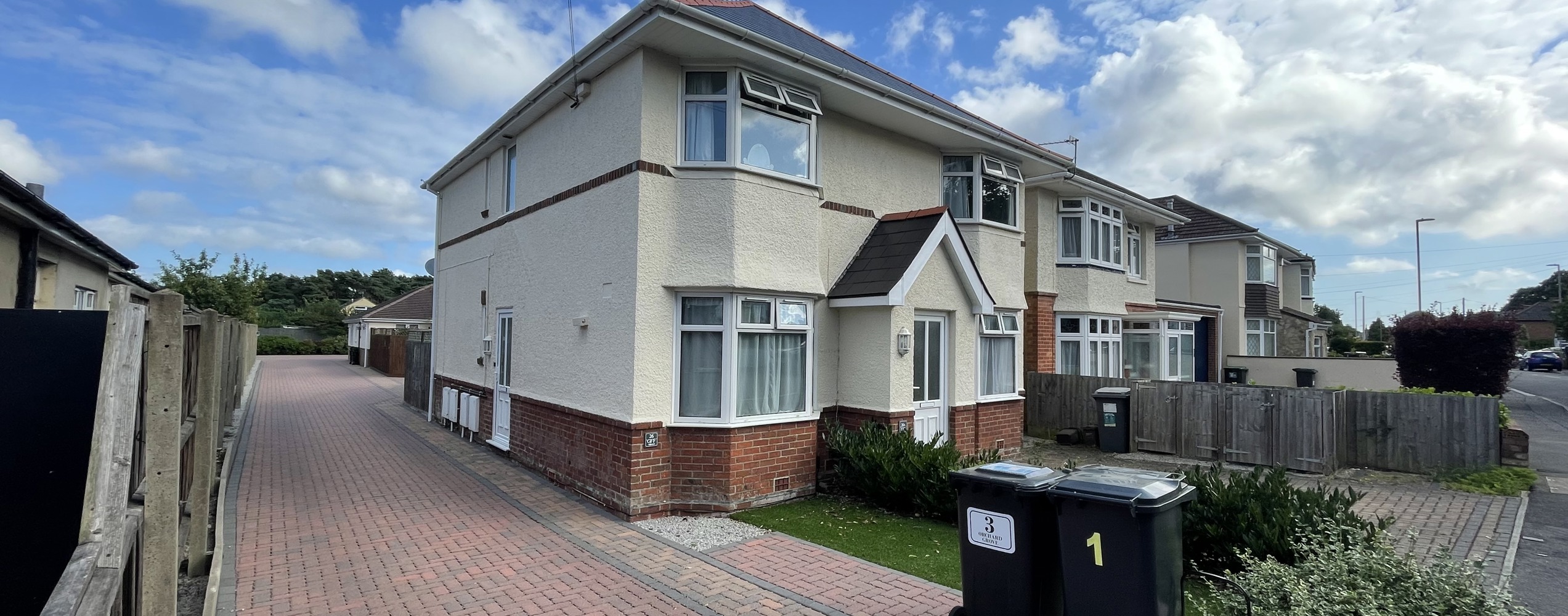 1586-Redhill Drive 1