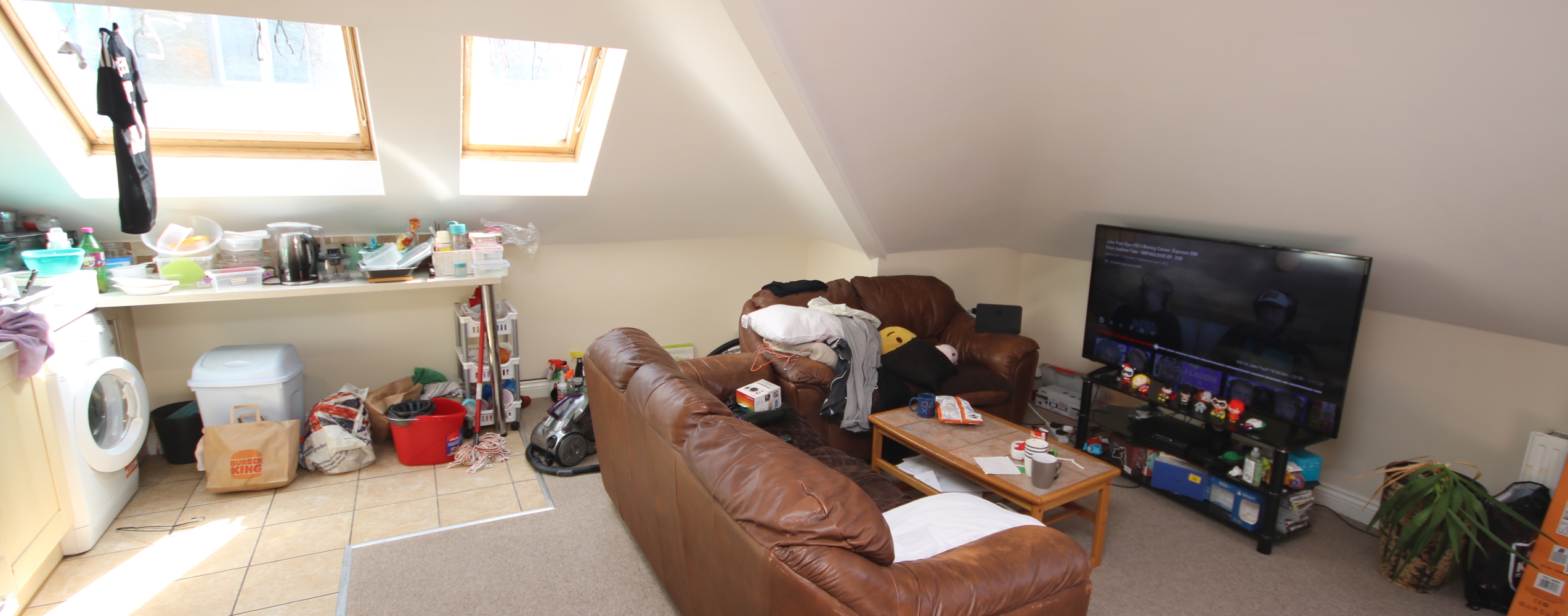 1061-Lorne Park Road 2