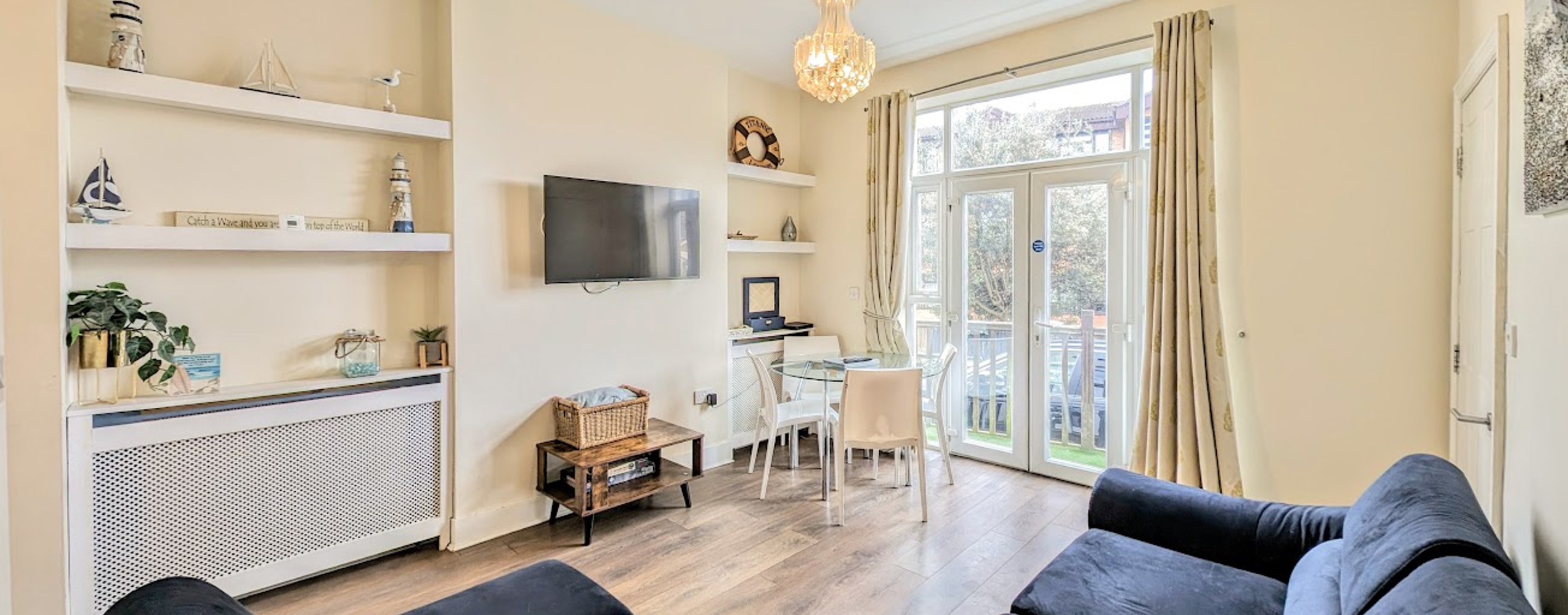 PXL 20240425 111943114.RAW 01.COVER~2