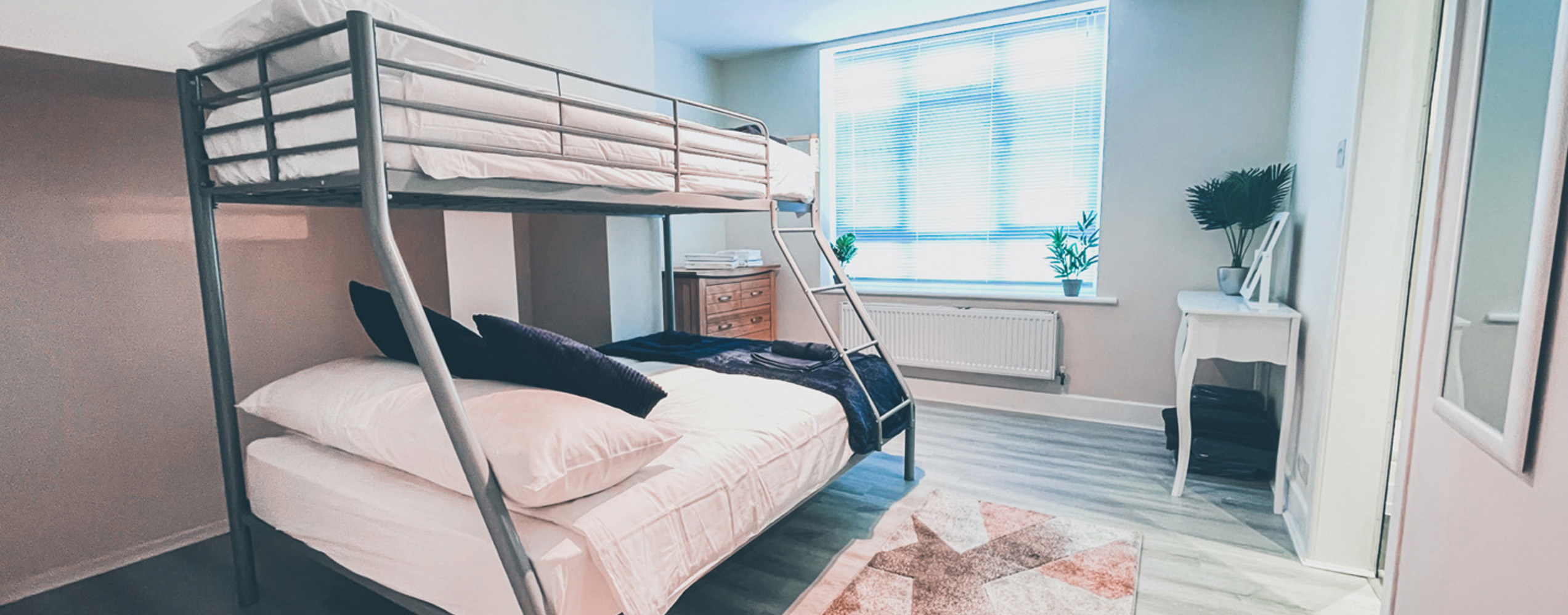 Holiday Flat To Rent In Bournemouth Town Centre (8) Edited